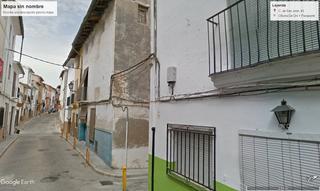 Masia a Xàtiva. Casa de buenas dimensiones en casco antiguo para reformar