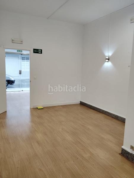 Foto 4ca0ada5-0297-4770-82a8-b73821f0b8cc. Geschäftsraum in rúa carcasia 21 in Noia