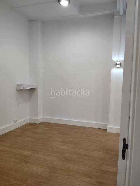 Foto 8b2c4935-400b-49a7-a639-b7ef5517fe6d. Geschäftsraum in rúa carcasia 21 in Noia