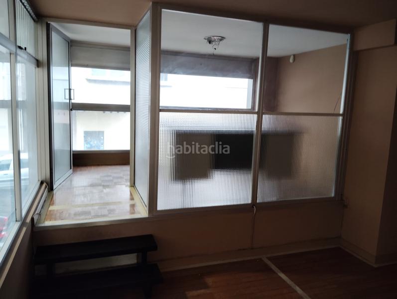 Foto c0c18f25-8208-4694-bab9-6bd107db3e52. Geschäftsraum in rúa carcasia 21 in Noia