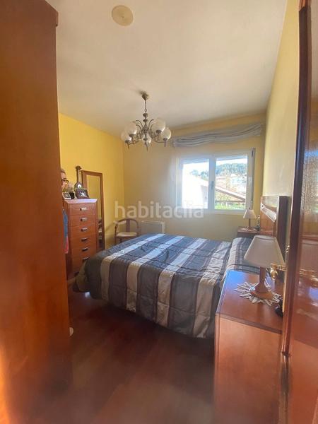 Foto 6c09fc72-a51d-41c1-b636-98c382f52adf. Casa amb xemeneia calefacció aparcament a Noia