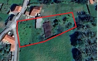 Terreny residencial a Noia. Finca en venta en noia