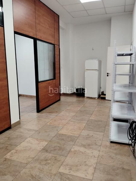 Foto 09e80164-344f-4378-bcef-fdbb9bfb5825. Location local commercial dans rúa ferreiro 37 dans Noia