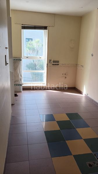 Foto 0fee7a6e-ad00-49f1-8920-1f94346ed40e. Flat with parking in Noia