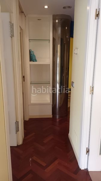 Foto bf062cf0-f010-40a7-bd56-2e606222ae00. Flat with parking in Noia