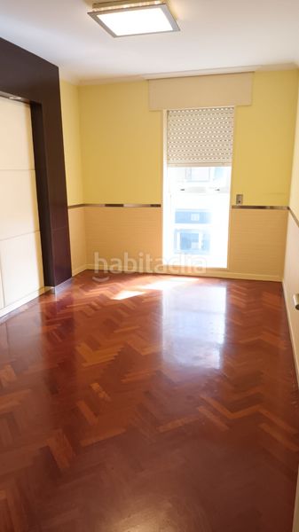 Foto c075a1d8-9f6b-4236-8c08-0a57ce18b67b. Flat with parking in Noia