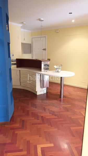 Foto ecc4fa50-3acf-440d-9f22-29f332f683f9. Flat with parking in Noia