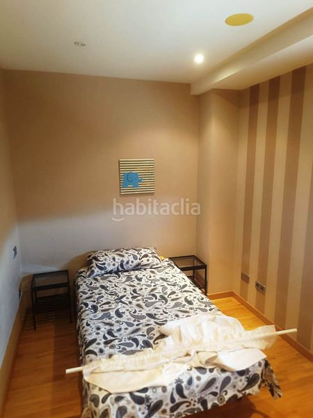 Foto 3741f986-98d7-4b48-8666-ab35cf99c904. Casa adossada a carretera 46 a Porto do Son