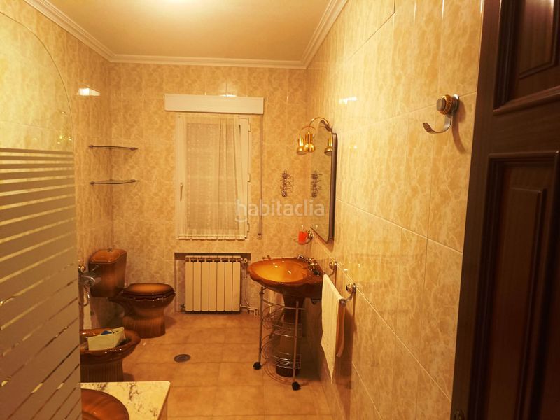 Foto 9febdffc-e0a8-4626-b289-a8204dde3d03. Casa amb calefacció aparcament piscina a Outes