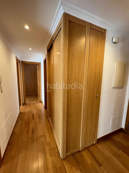 Foto fcdfa650-a5ad-45c5-b5a2-4e7412210948. Pis amb aparcament a Noia