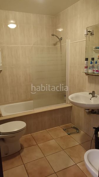 Foto e48eea7b-0c40-4ce6-ac98-2bd8fb2f2487. Pis a rúa ourense 4 a Noia