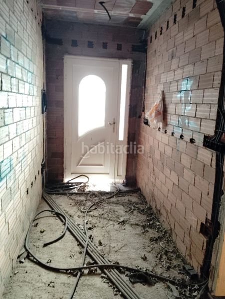 Foto aabbec32-88da-4837-bce2-5d0420b27568. Casa a Outes