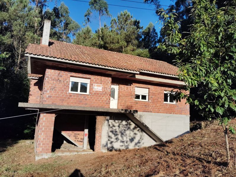 Foto c92f3ee7-5903-4e3d-b884-95badc967050. Casa a Outes