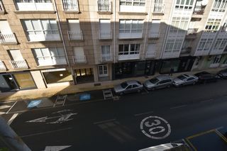Appartement à Rúa pintor xenaro carrero 28. Piso en venta en noia