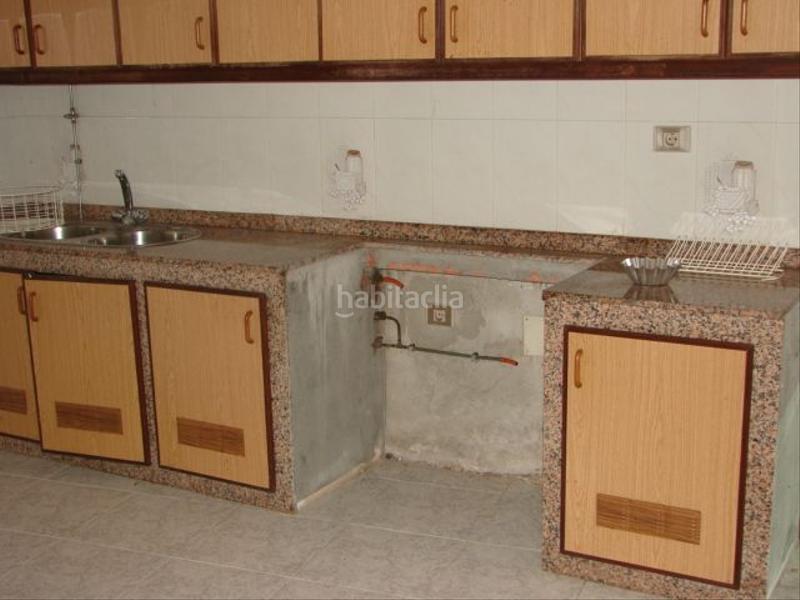 Foto df6293a6-c699-4d35-b028-da7e5978dadc. Geschäftsraum in Outes