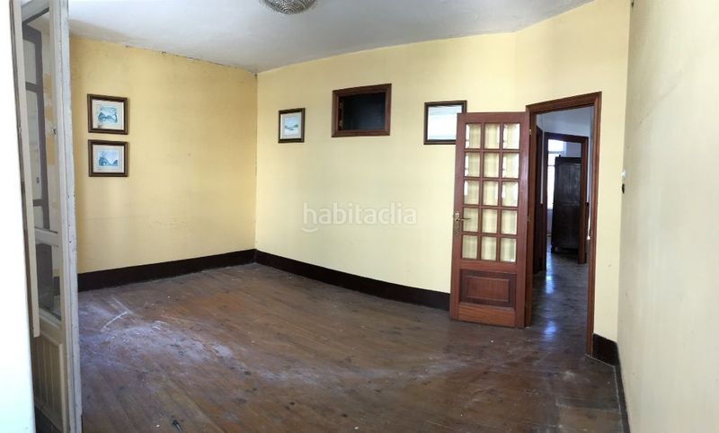 Foto d16a226e-4eca-4102-a4d4-1506cb421de3. Casa a rúa de san bernardo 14 a Noia