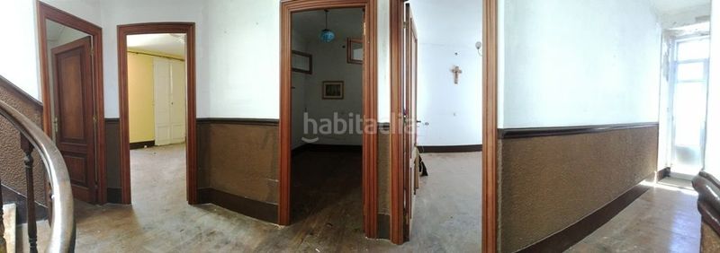 Foto f0f6283d-e681-4b8b-a99e-74e558322d38. Casa a rúa de san bernardo 14 a Noia