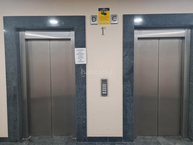 Foto 0da31efa-47bb-4cb0-9716-a54479df8368. Office space in calle arquitectura 2 in San Jerónimo - La Bachillera Sevilla