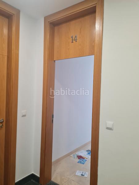 Foto ba2c3e43-fff9-449a-8978-be14996ae31f. Office space in calle arquitectura 2 in San Jerónimo - La Bachillera Sevilla