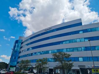 Oficina en Avenida Tecnología 26