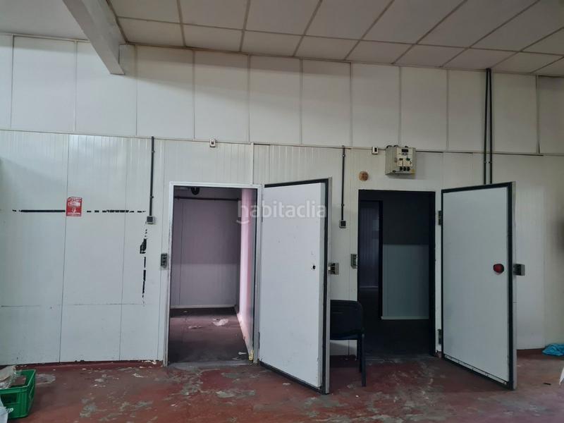 Foto 03c341ce-d476-4ccd-9337-f5119dccf4a8. Rent industrial building in avenida de gines 2 in Bollullos de la Mitación