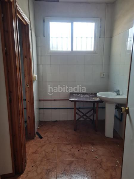 Foto 327bdd96-1352-4036-97c4-d701d212e609. Rent industrial building in avenida de gines 2 in Bollullos de la Mitación