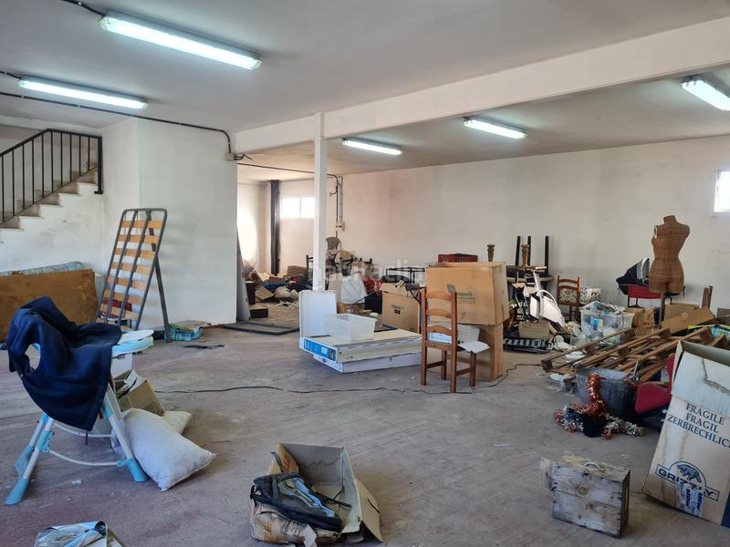 Foto e4547769-f3db-4fd7-9482-dea2d1f6d5e2. Rent industrial building in avenida de gines 2 in Bollullos de la Mitación