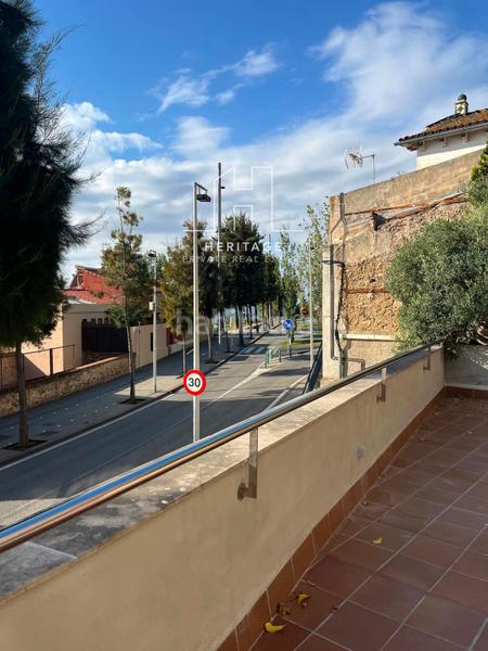 Foto 8bfc1f3b-2641-4b18-ab33-64fcc4e02842. Affitto ufficio con riscaldamento parcheggio in Montgat