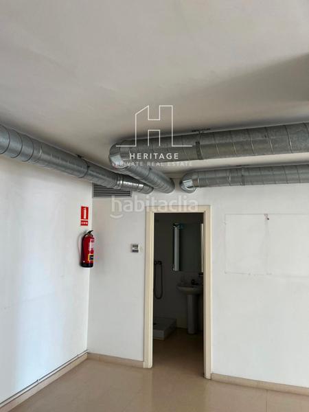 Foto 8efcf90d-2d4e-46c9-b7eb-0021cdf73092. Rent office space with heating parking in Montgat