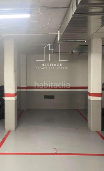 Foto 33dc182a-fe19-4c5c-a218-076ba16e4b20. Posto auto in Centre Esplugues de Llobregat