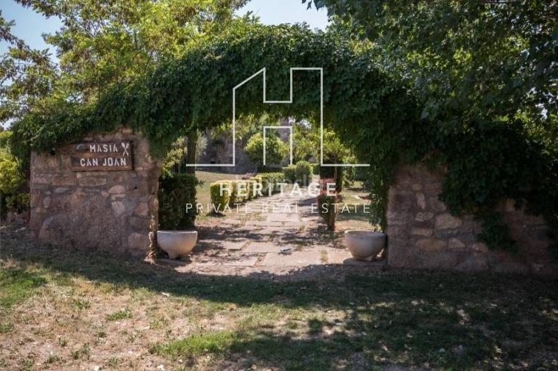 Foto 04a2a017-43f9-4736-a00c-c1ab605b922d. Édifice dans Fonollosa