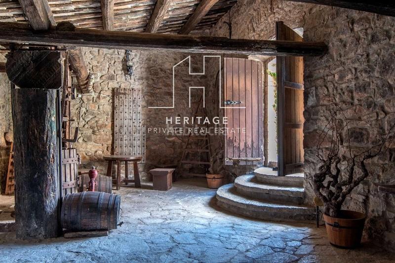 Foto 2aac59d0-0dab-4e5a-ba0a-49c5ceb07974. Édifice dans Fonollosa