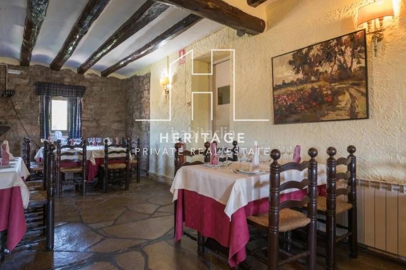 Foto 55573321-00fd-439e-8376-b6f8e1f3cfde. Édifice dans Fonollosa