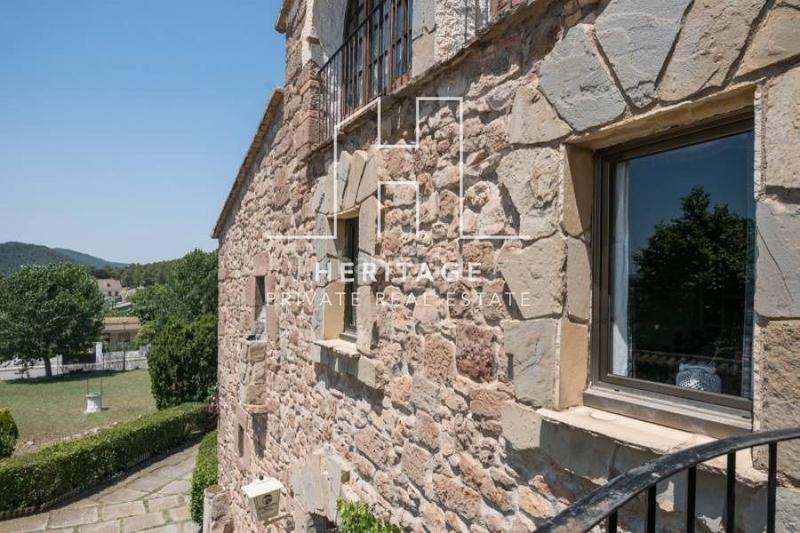 Foto 810c6199-22d4-4866-9577-bd368fd06172. Édifice dans Fonollosa