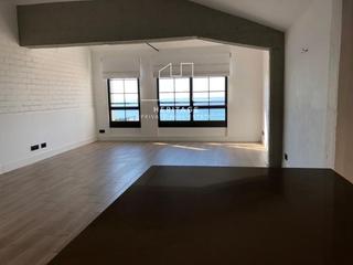 Lloguer Pis  Manresà. Alquilerlloguerto rent loft residencial en edificio completament