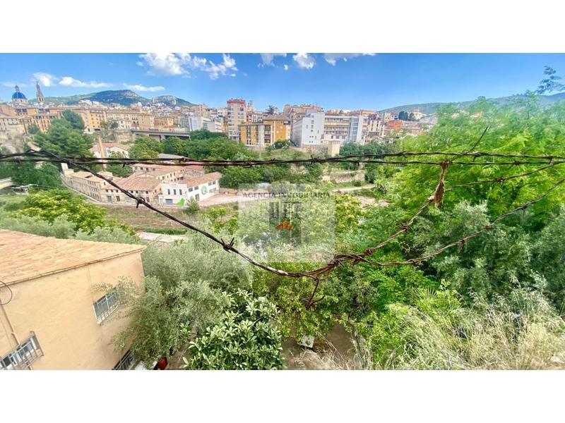 Foto 065e1094-3f8b-4616-988f-836a20f929b1. Maison dans Eixample Alcoi