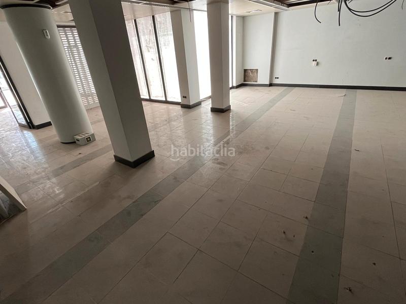 Foto 140e9ee0-fe92-42bf-85e2-663729fc4576. Location local commercial dans Celrà