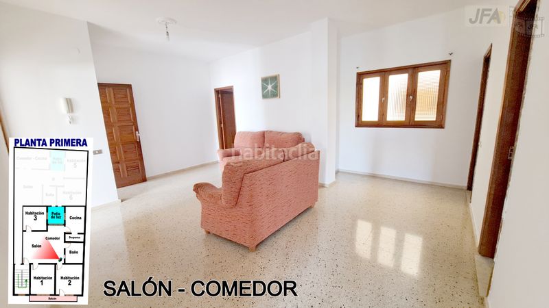 Foto ac76cbed-b94d-483d-b7e7-23c2d450f2f6. Casa adossada amb aparcament a Cruce de Arinaga Agüimes