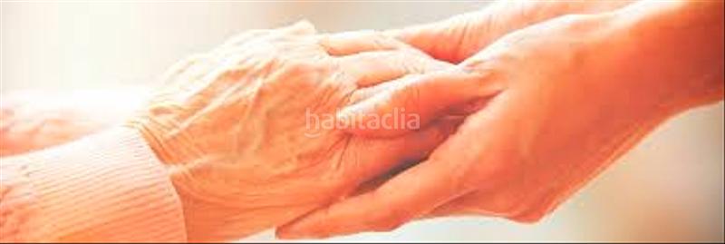 Foto f5373300-857d-45ee-9f0c-14f4eae0644b. Transfer business premise in El Camp de l´Arpa del Clot Barcelona