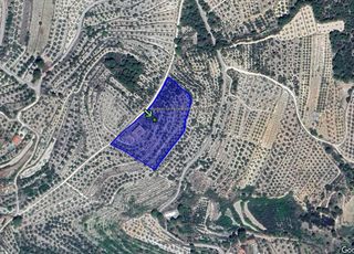 Rural plot in Planes