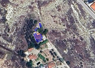 Rural plot in Montroi / Montroy