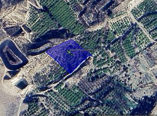 Rural plot in Flix