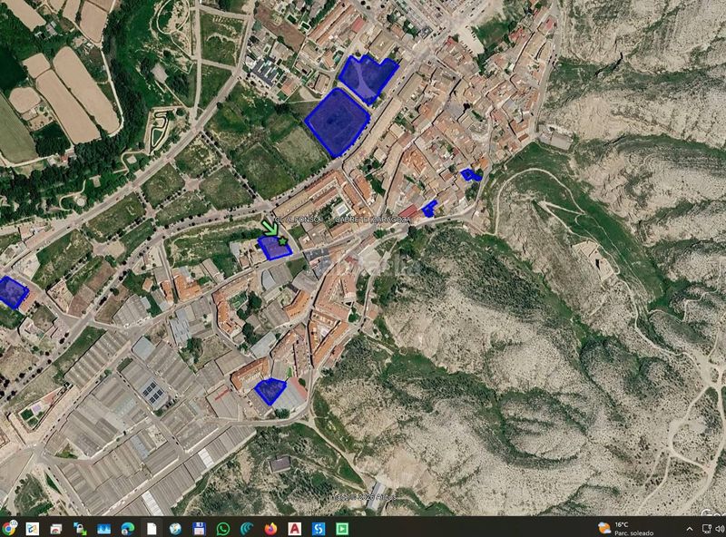 Foto 64e016c7-9fb1-40fd-bab1-ddffa2371ce5. Finca rústica a Cadrete