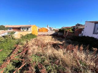 Rural plot in Arrabal