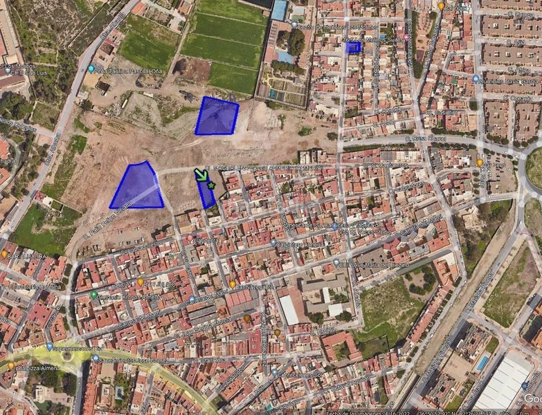 Foto a8edfdbd-a4d7-4358-8d88-e2f482364b23. Rural plot in Gimenells i el Pla de la Font