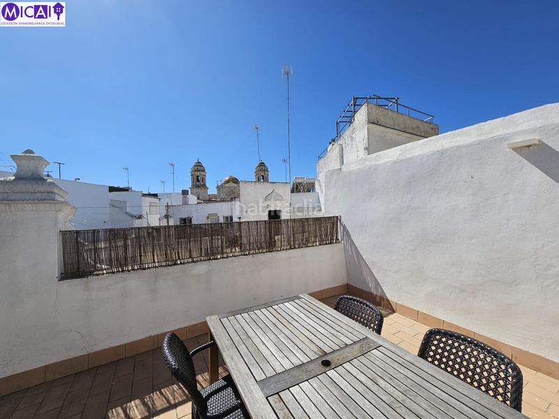 Foto fcff6345-e29a-4752-9e99-8a0bc39862a5. Lloguer àtic a Centro Histórico Cádiz