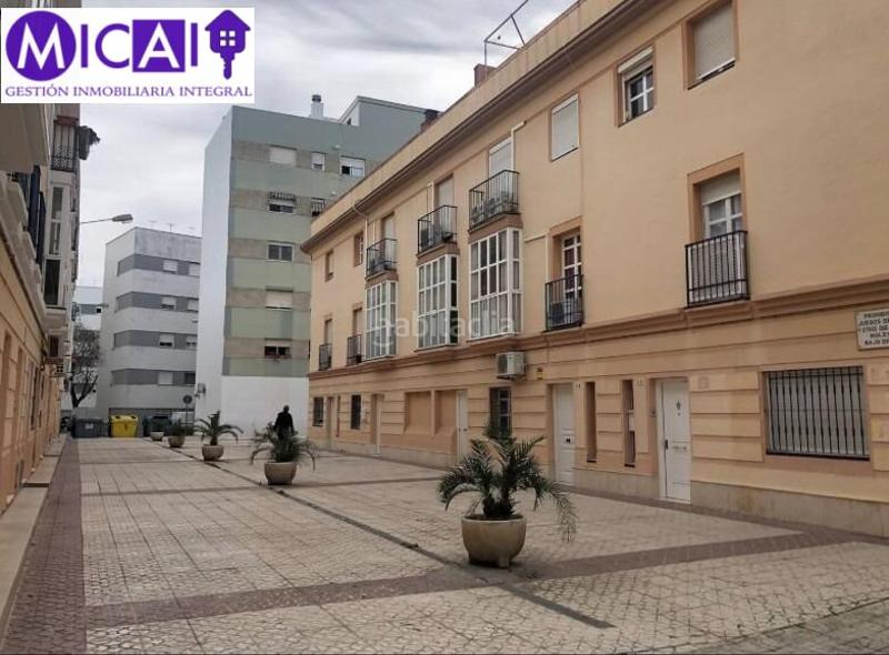 Foto 7a45cd26-a1bb-48c2-a654-3ddfa0ee924f. Parking coche ocasión plaza garaje zona varela en Cádiz