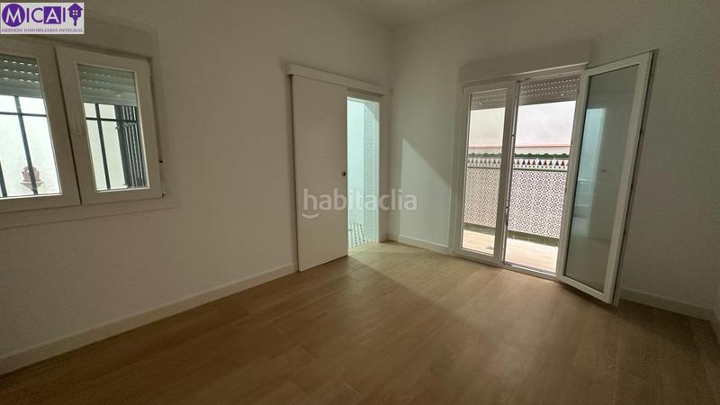 Foto 2a83dab1-f540-4f4b-b132-4ae4dcae43b4. Piano terra in Alameda - Mentidero - Teatro Falla Cádiz