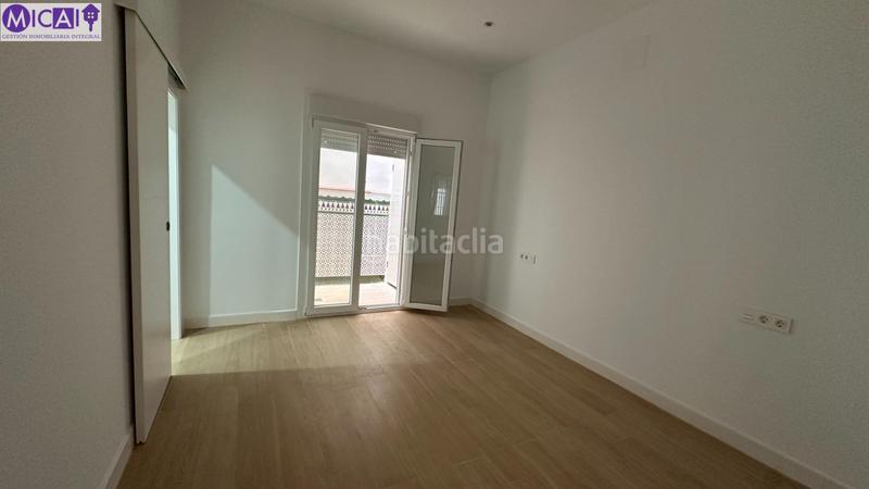 Foto 4e73937b-f59b-4016-847b-aa12ba53b9b6. Piano terra in Alameda - Mentidero - Teatro Falla Cádiz