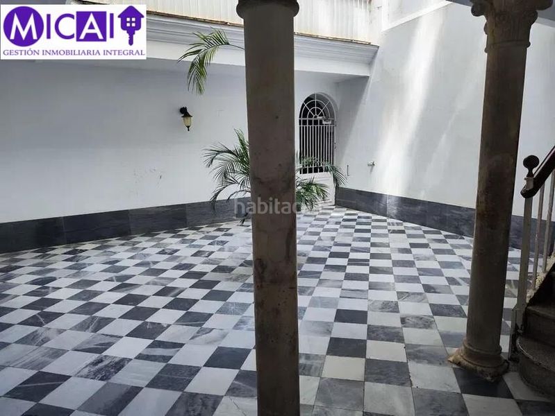 Foto efdb36b1-305d-41e3-9e7e-dac7d5653be1. Pis a Centro Histórico Cádiz